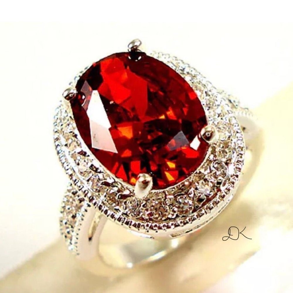 925/18K WHITEGOLD OVAL BRIDAL RUBY WEDDING RING SIZE 8